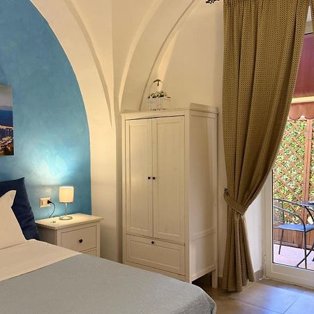 Chiaia Suites Naples Luaran gambar