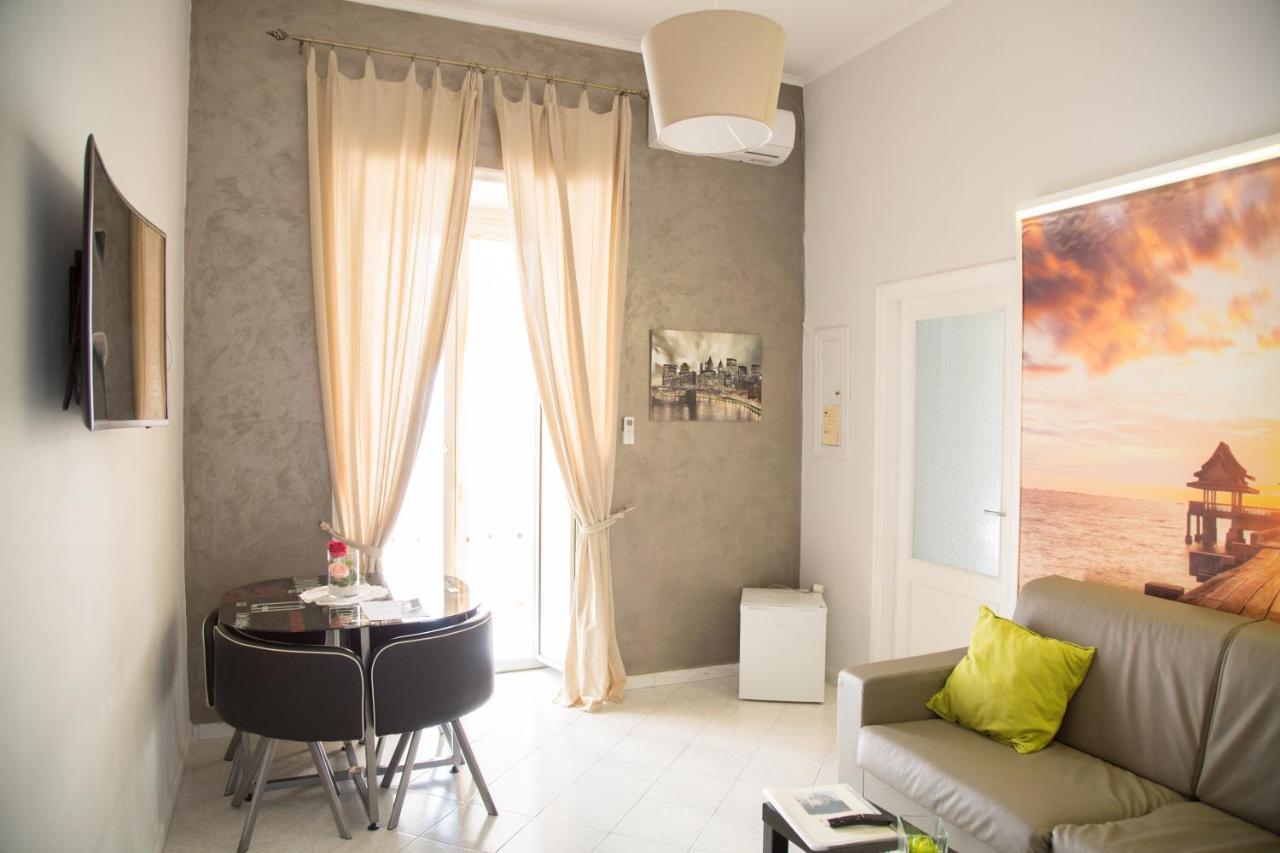 Chiaia Suites Naples Luaran gambar