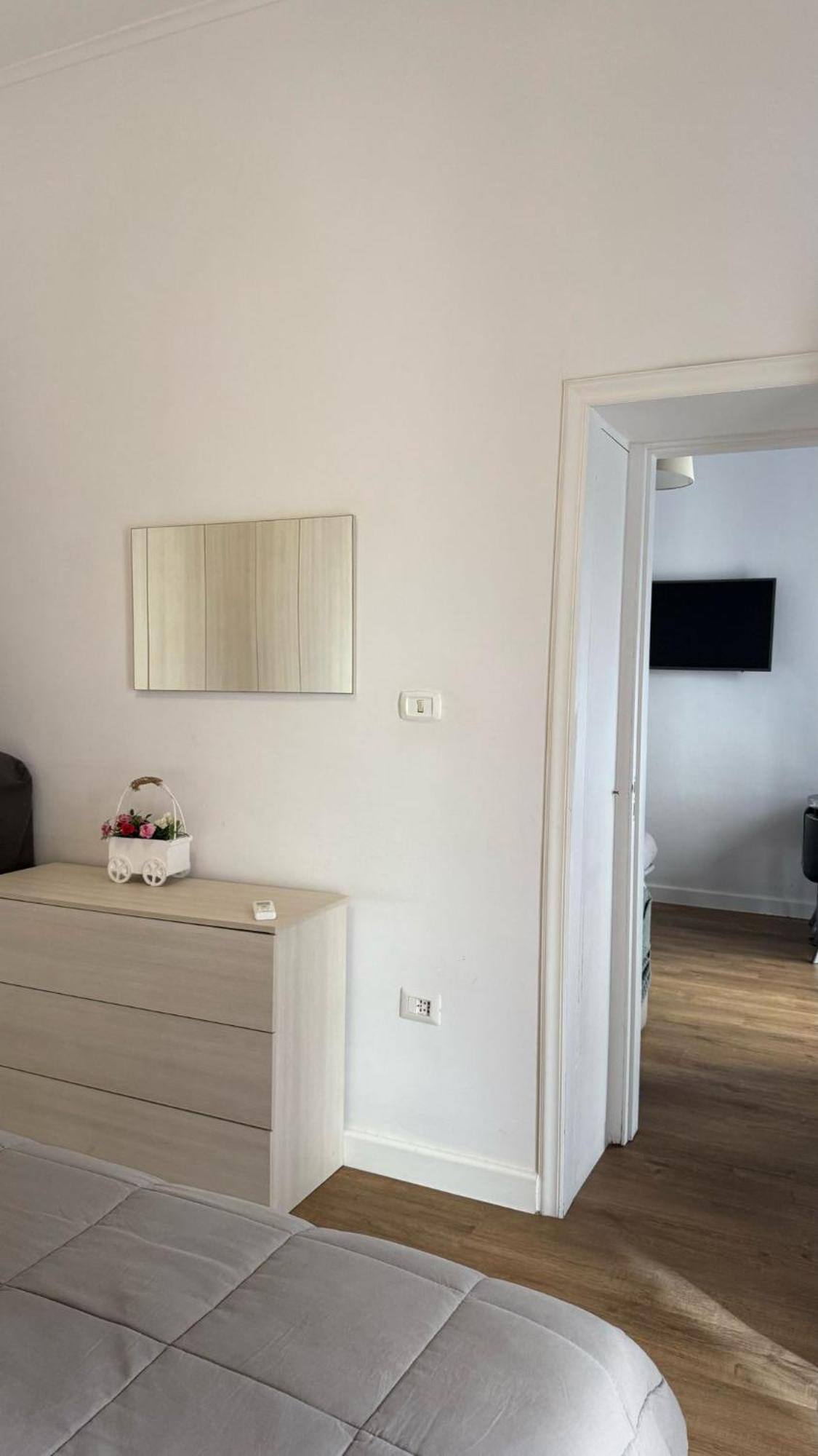 Chiaia Suites Naples Luaran gambar