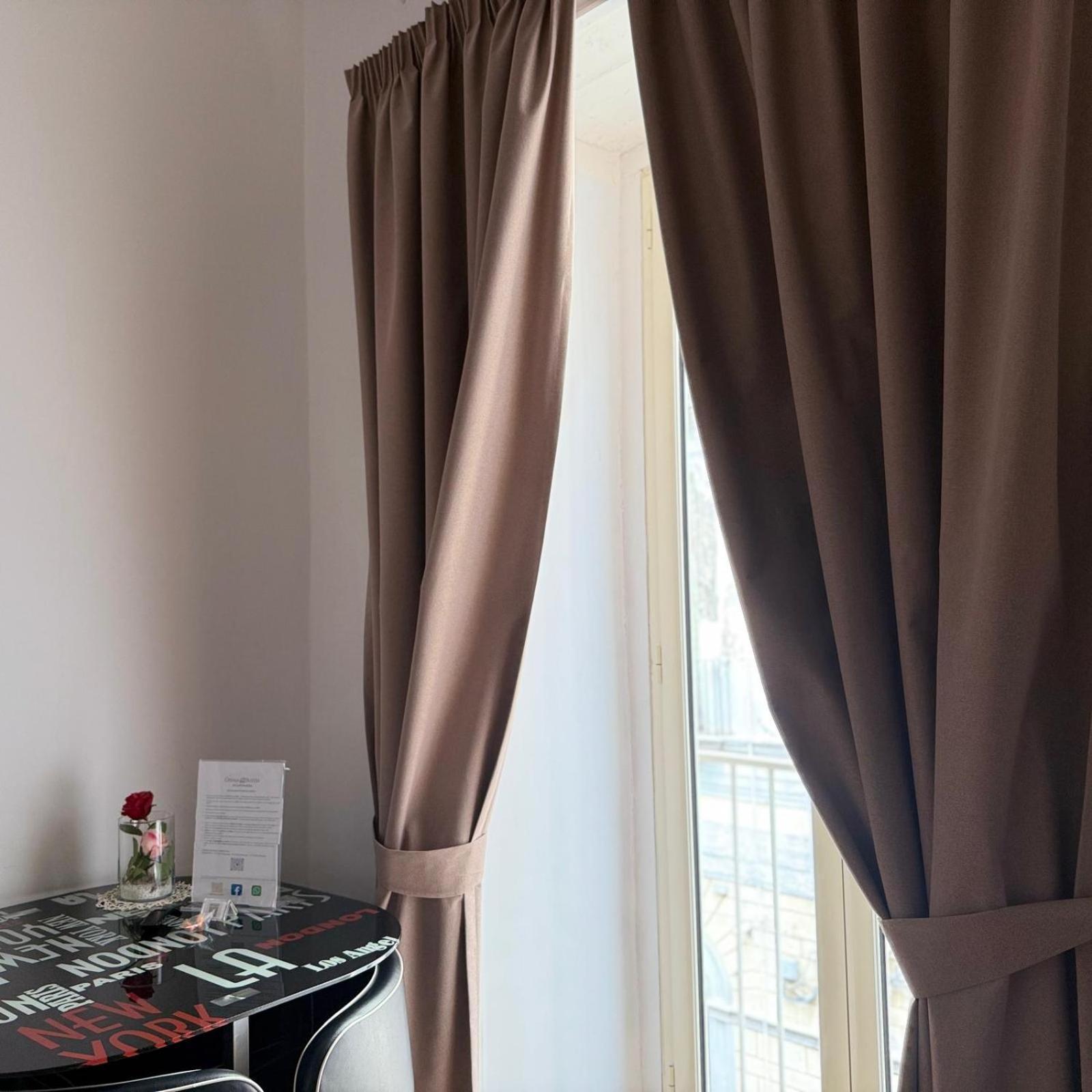 Chiaia Suites Naples Bilik gambar