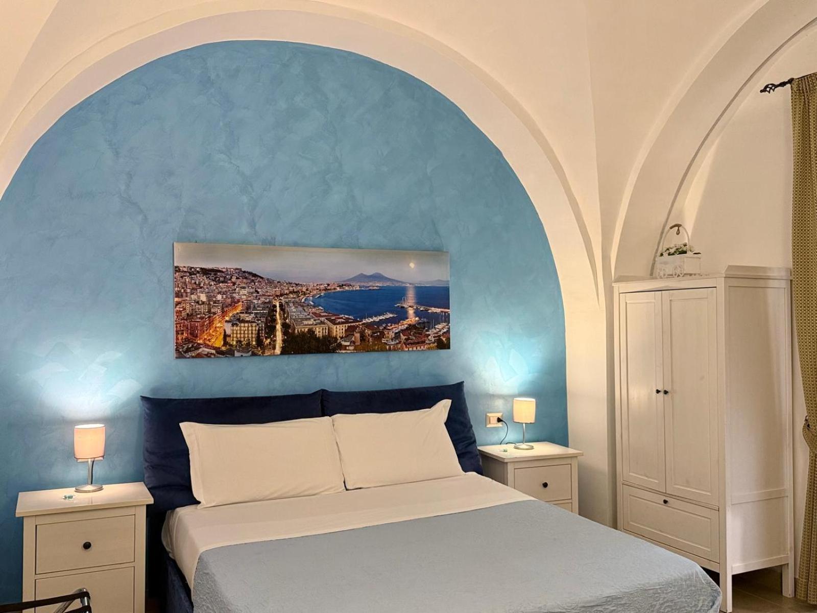 Chiaia Suites Naples Bilik gambar