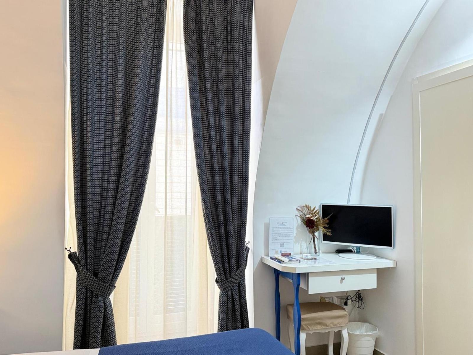 Chiaia Suites Naples Bilik gambar